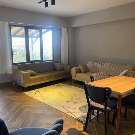 Holiday home Kocaeli Basiskele Dogayla Ic Ice Oezel Havuzlu