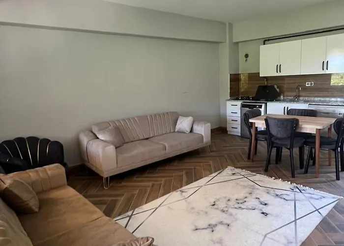 Kocaeli Basiskele Dogayla Ic Ice Oezel Havuzlu بيت للعطل